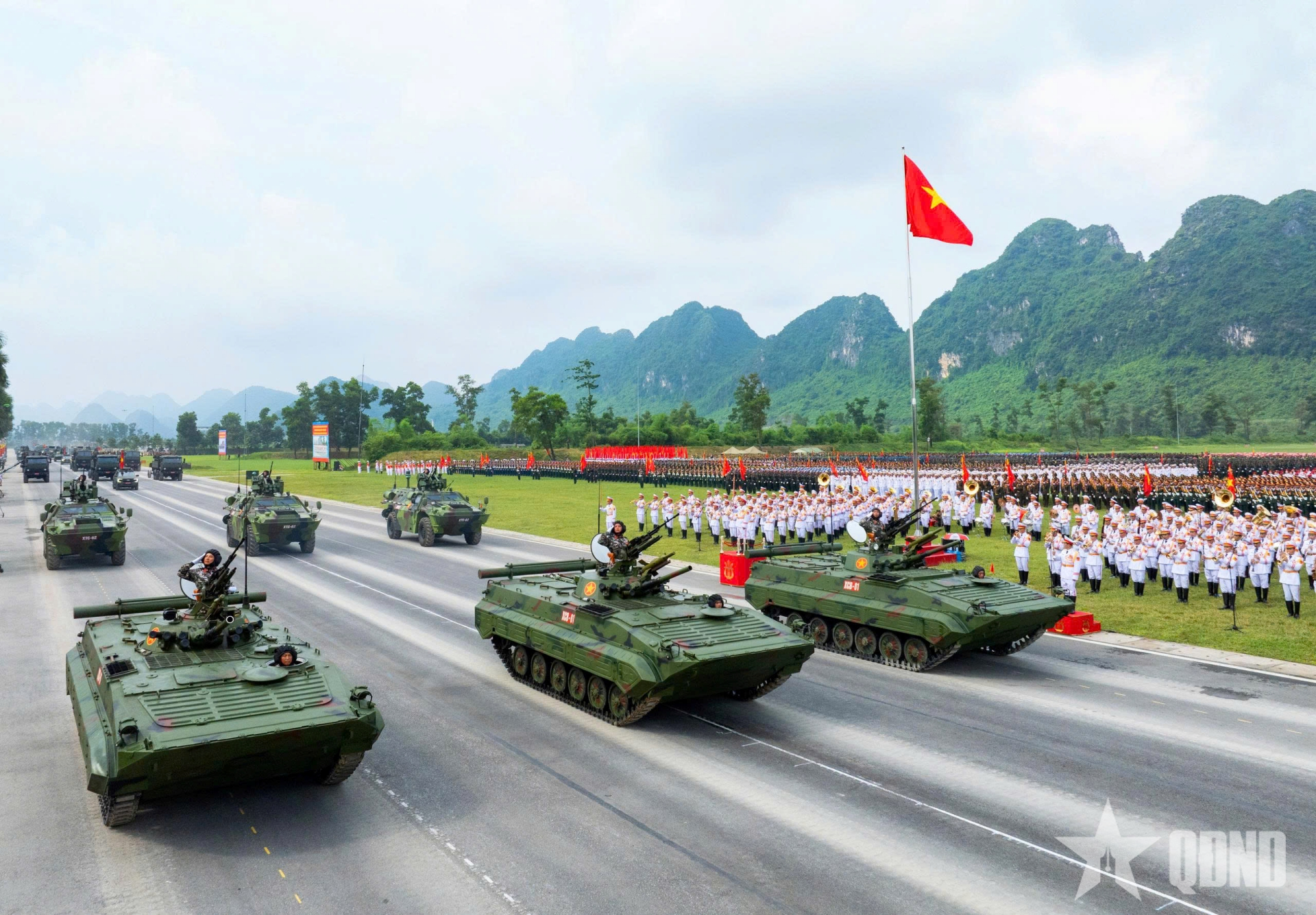 Thu hút, trọng dụng và đãi ngộ nhân tài trong Quân đội hiện nay